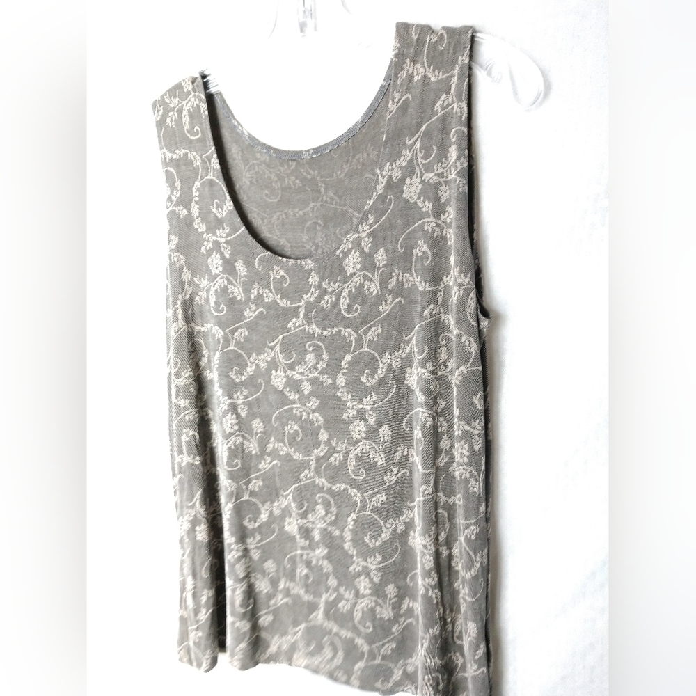 Grey Floral Stretch Knit Travelers Tank Top Chic Casual Comfort Large Chest 38"